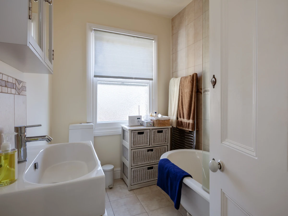 bathroom painting small victorian bathroom barnstaple decorators