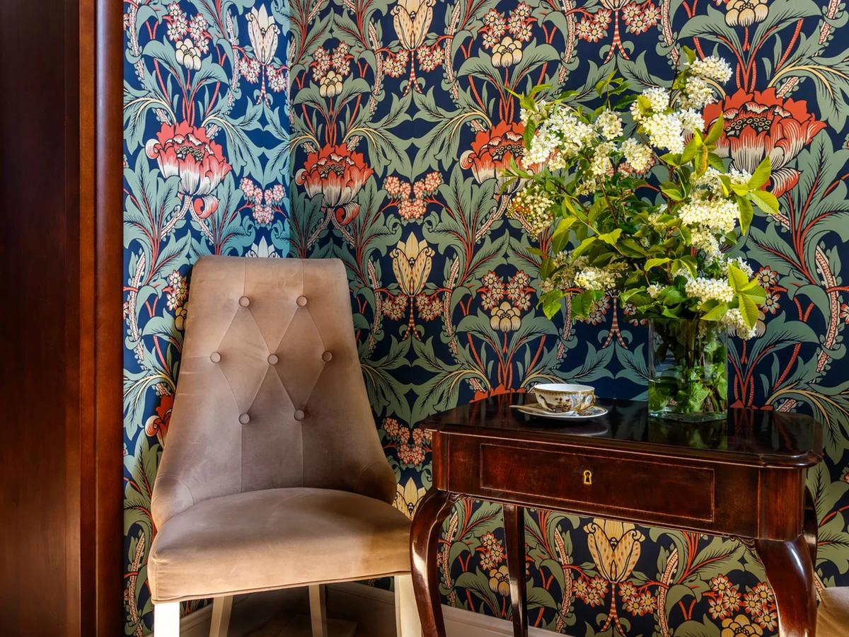 Bold floral wallpaper hung by Barnstaple Decorators